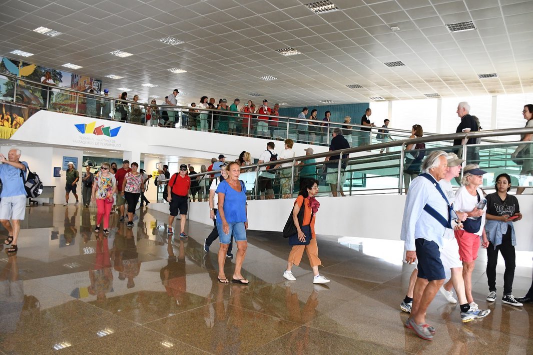 Temporada de cruzeiros 2023/2024 bate recorde de passageiros no Porto do Recife