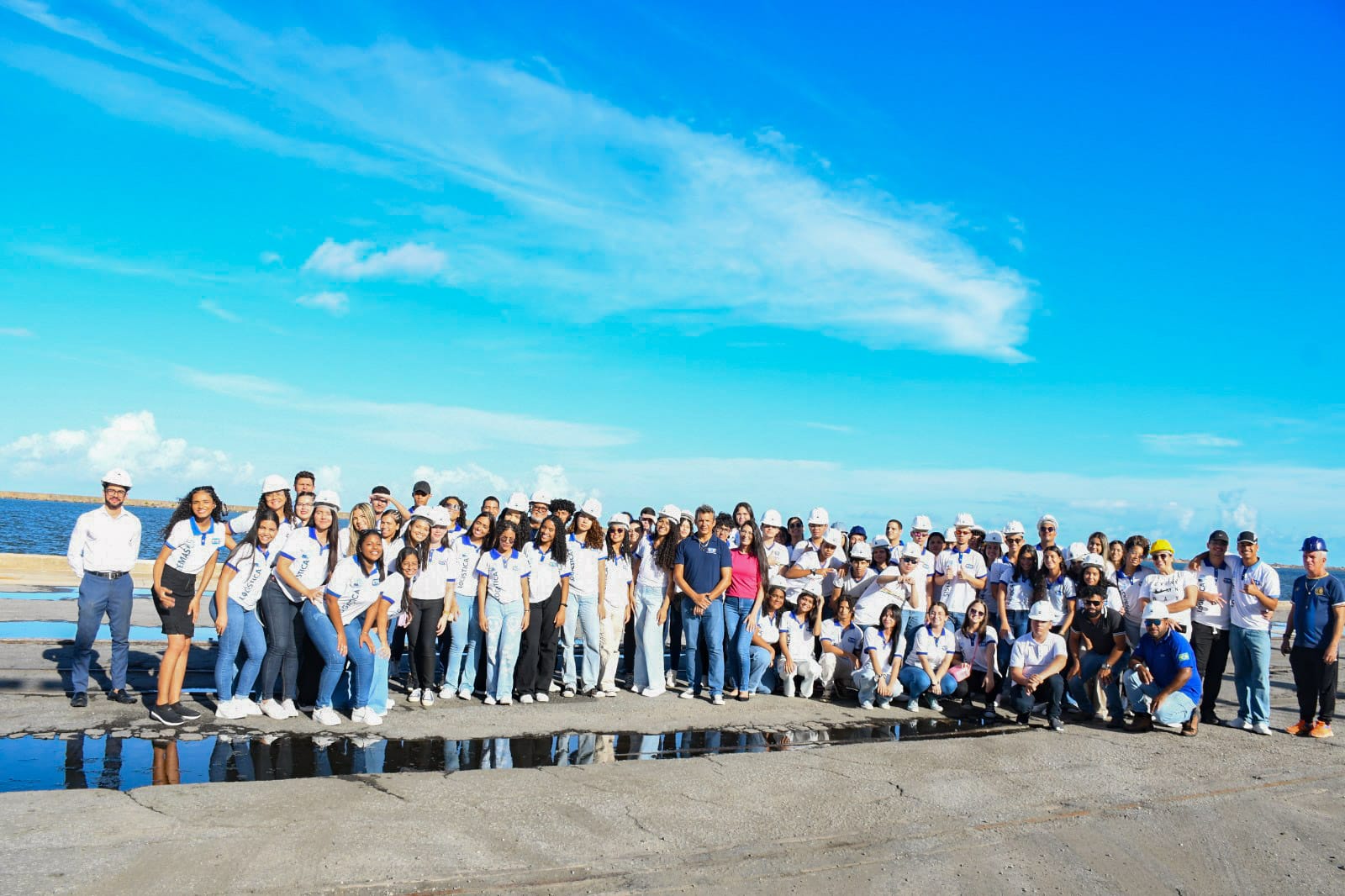 Alunos da ETE José Joaquim da Silva Filho visitam Porto