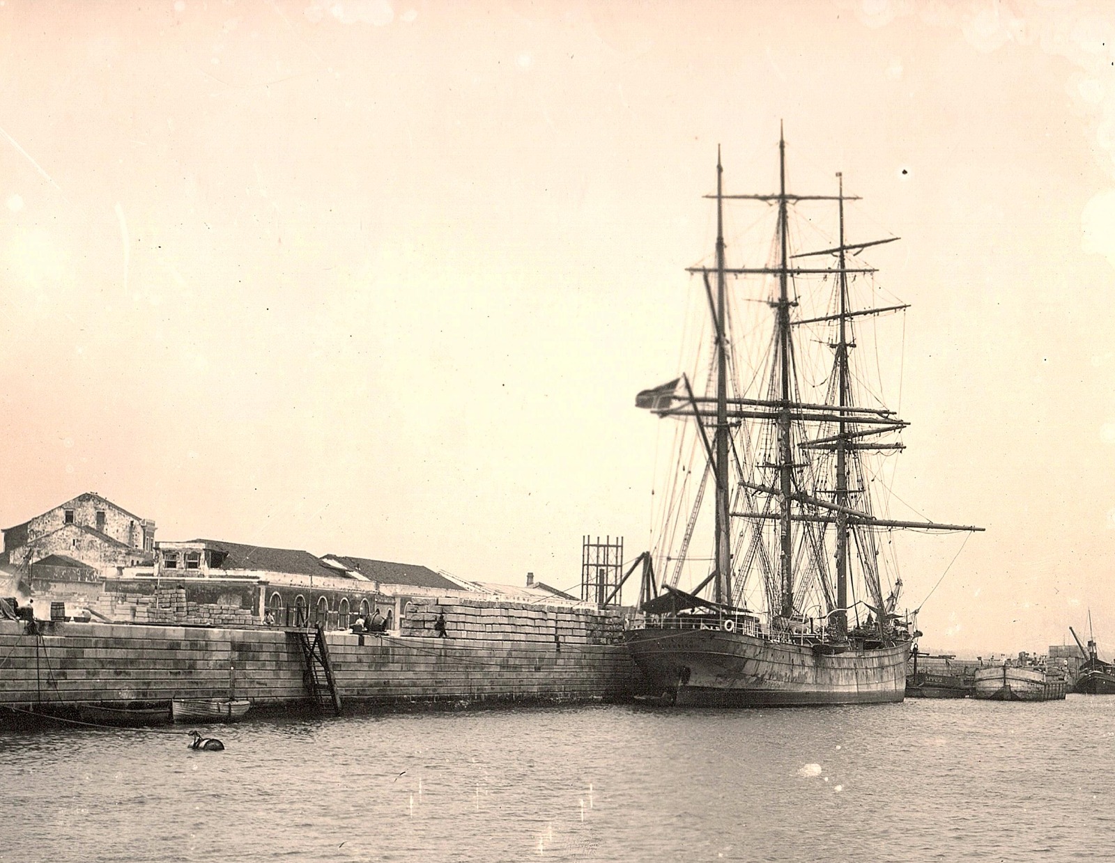 Porto do Recife visto pelos olhos dos navegadores ao longo dos séculos