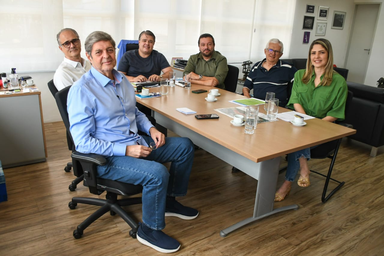 Presidente do Porto do Recife renova parceria com setor açucareiro