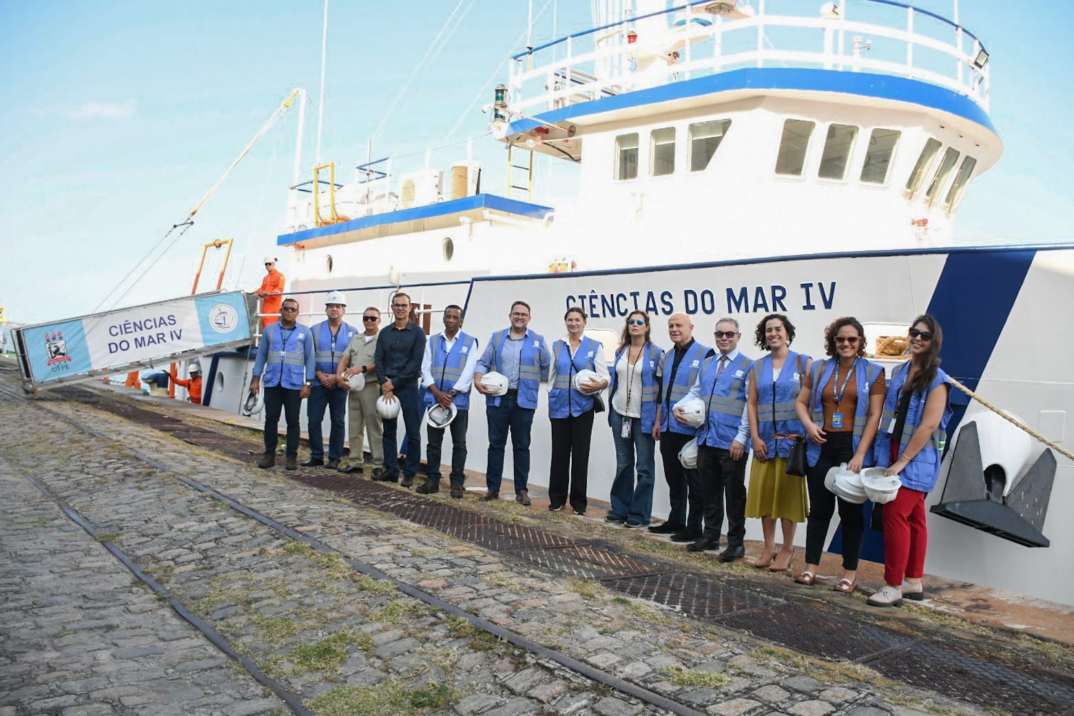 Delegação Francesa visita o Porto do Recife e conhece ações sustentáveis de preservação ambiental