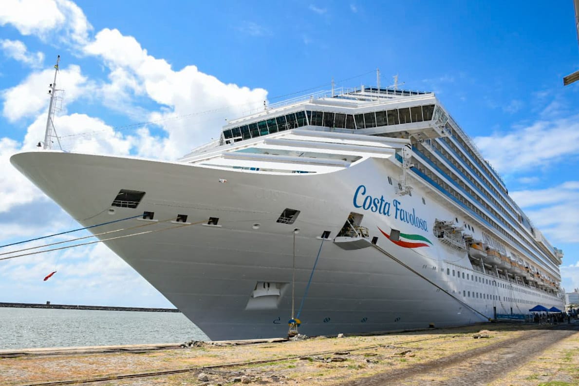 Terceiro Navio da Temporada 2024/2025 chega com 2.663 de várias nacionalidades vindos da Europa