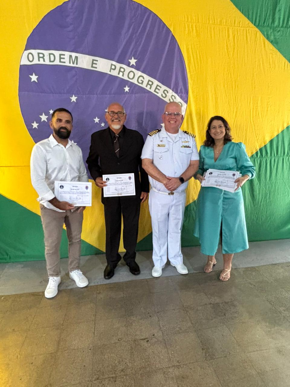  Capitania dos Portos homenageia colaboradores do Porto do Recife