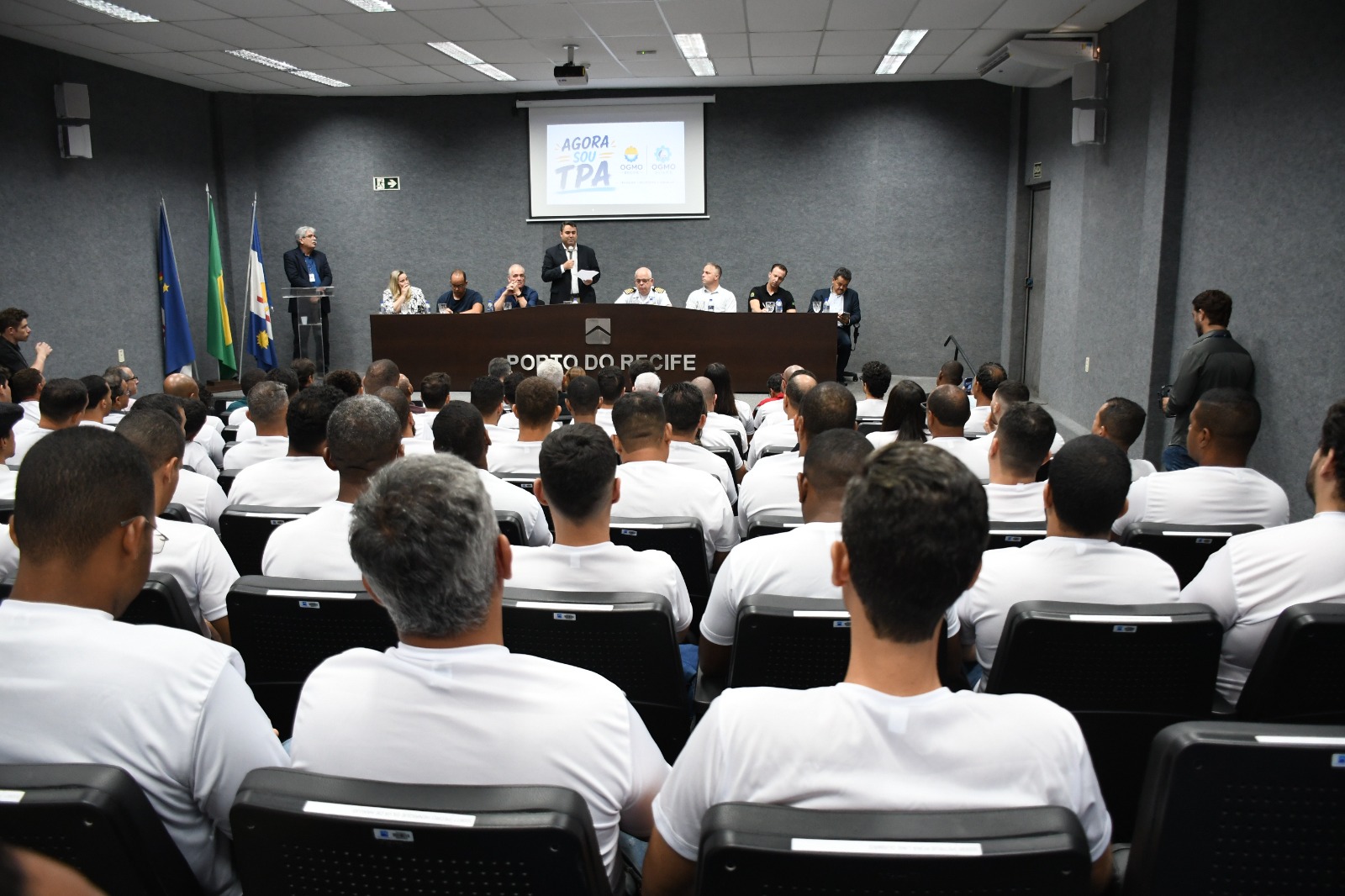 Porto do Recife sedia cerimônia de conclusão do Curso de Formação do Trabalhador Portuário Avulso